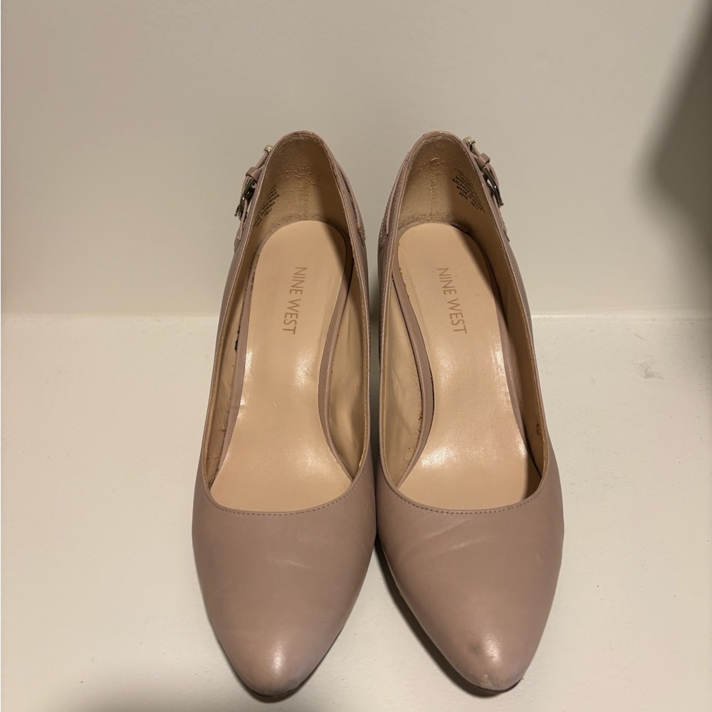 Nine West Women's Tan Pumps